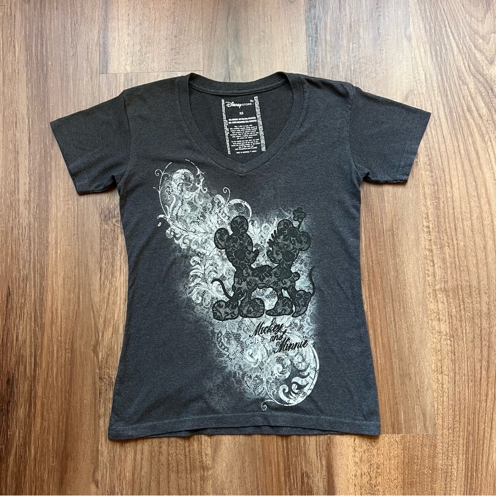 Grey Disney v-neck cotton t-shirt